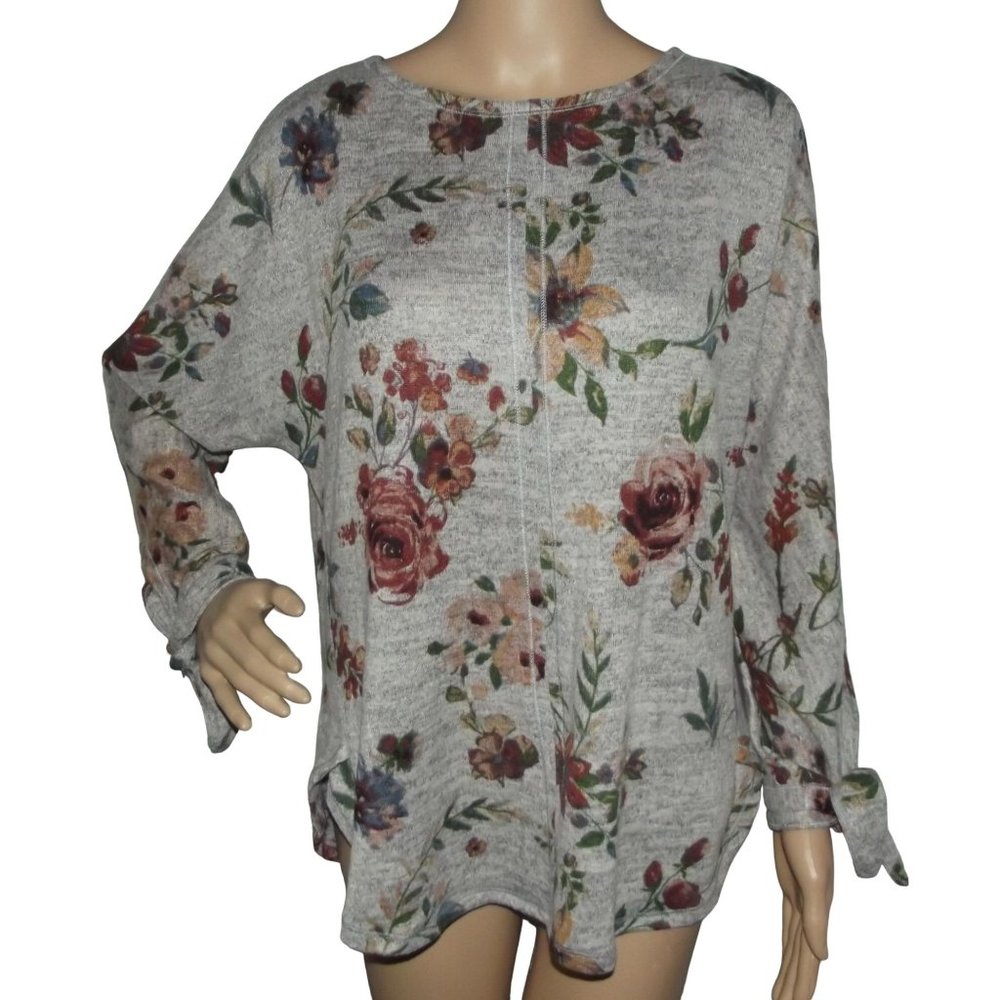 Alchemy Thread Size Medium Soft & Cozy Gray Floral Crew Neck Sweater Tie Cuffs m